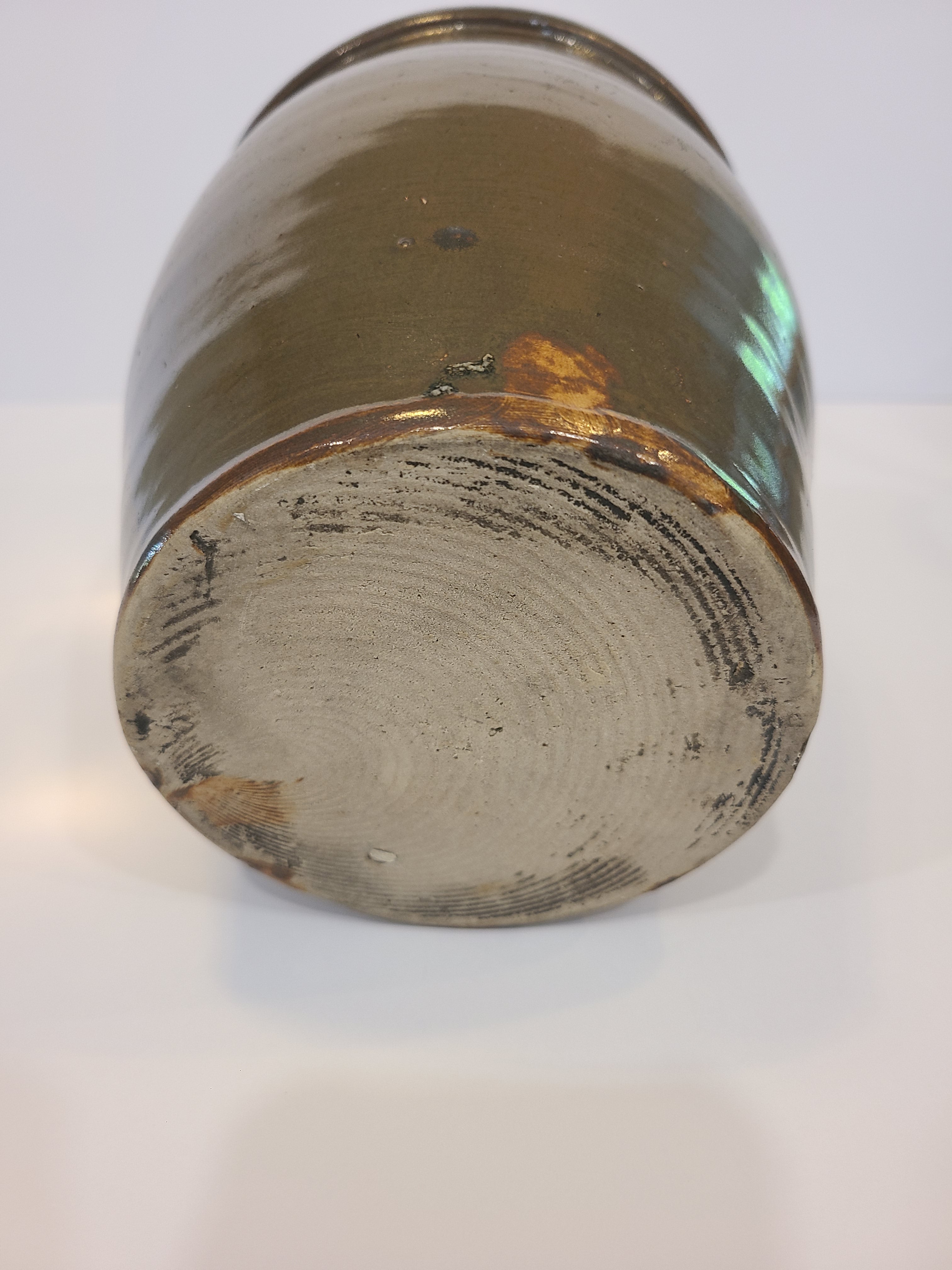 Bottom of vintage Handmade Brown Glaze Stoneware Crock