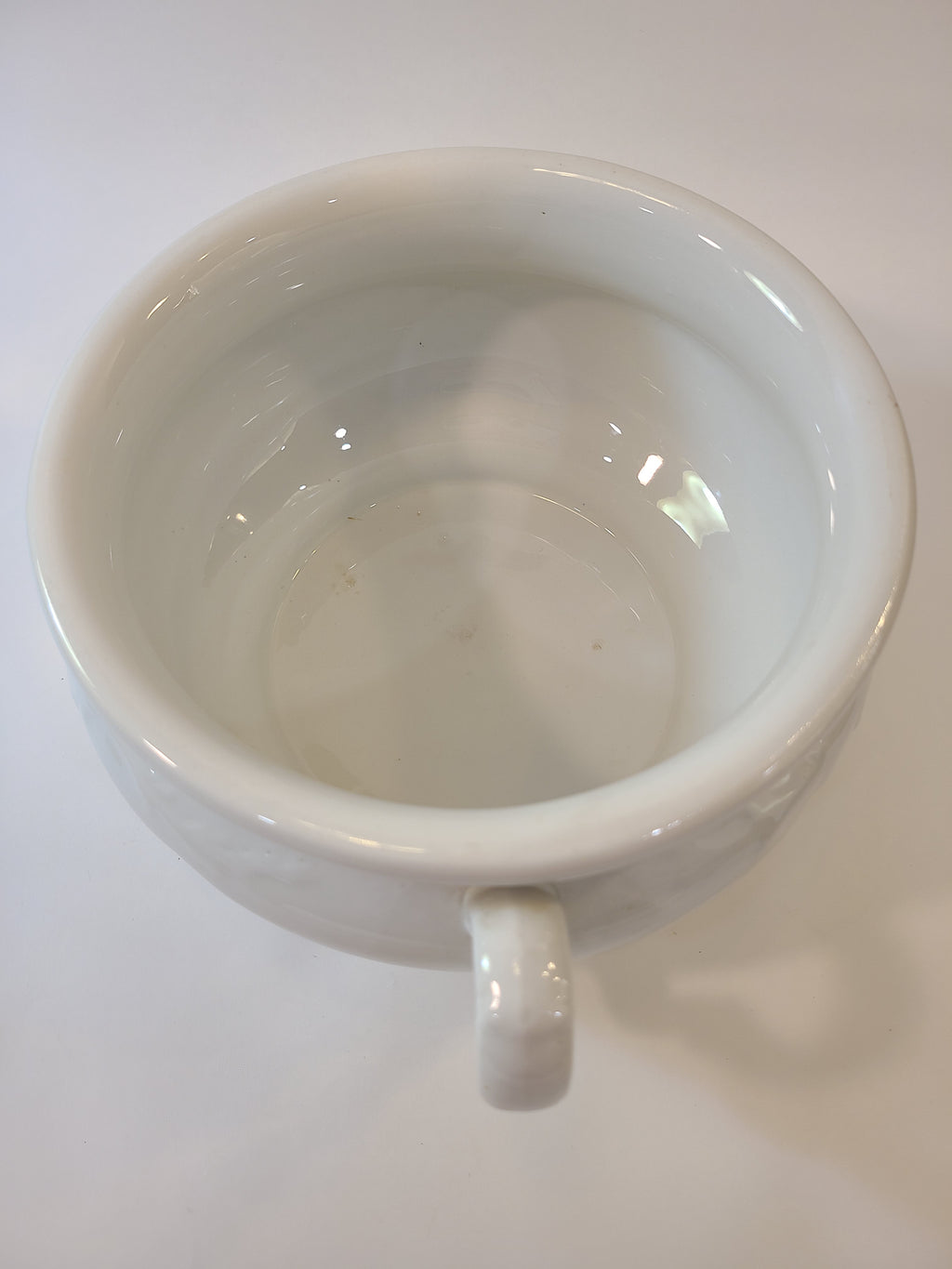 Top view of white Antique Mellor, Taylor & Co. English Ironstone Chamber Pot